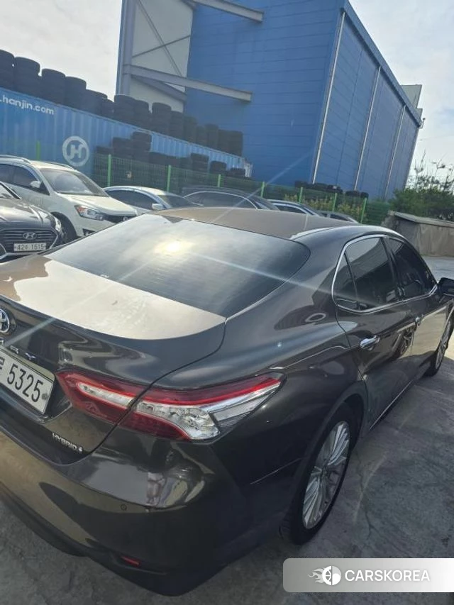 Toyota Camry (XV70) 2018 Коричневый из Кореи, фото 6