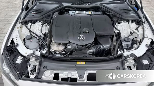 Mercedes-Benz E-Class W214 id 4360124 из Кореи 16