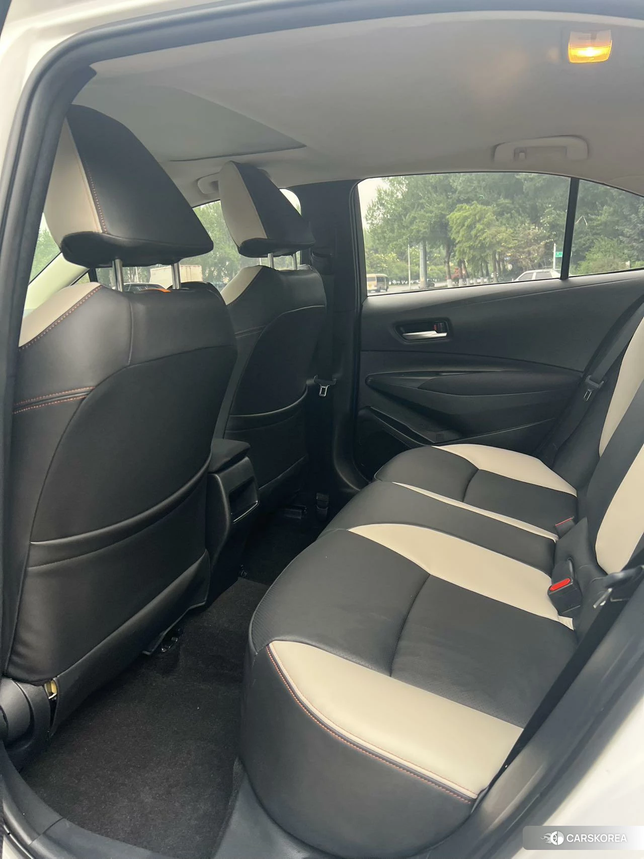Toyota Corolla id 4473297 из Китая 10