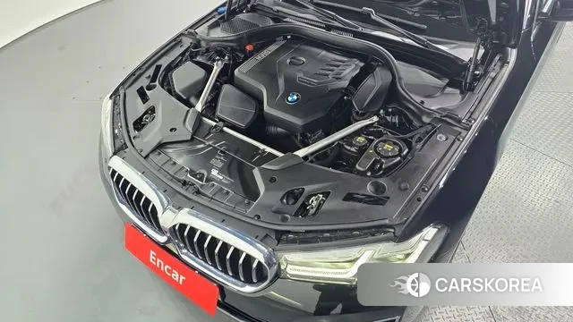 BMW 5 Series (G30) id 3765601 из Кореи 16