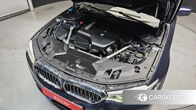 BMW 5 Series (G30) id 3514890 из Кореи 16