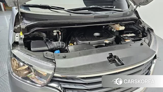 Hyundai The New Grand Starex id 3396370 из Кореи 16