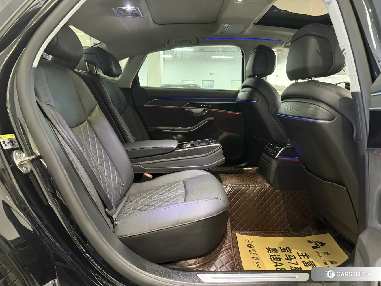 Audi A8 id 4426567 из Китая 7