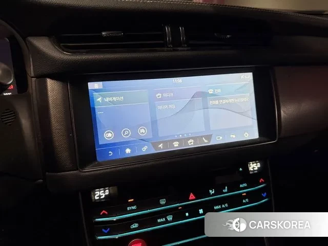 Jaguar XF (X260) 2020 Черный из Кореи, фото 6