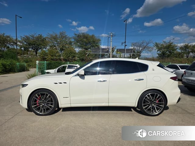 Maserati Levante id 4887325 из Кореи 11