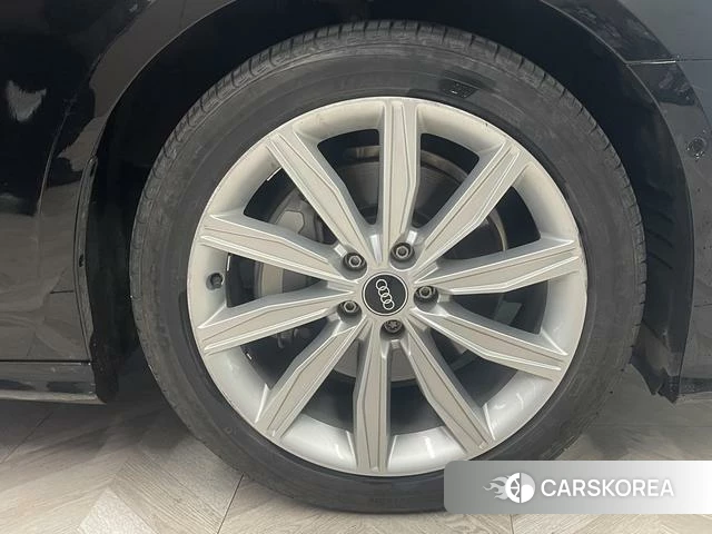 Audi A6L id 4253134 из Китая 22