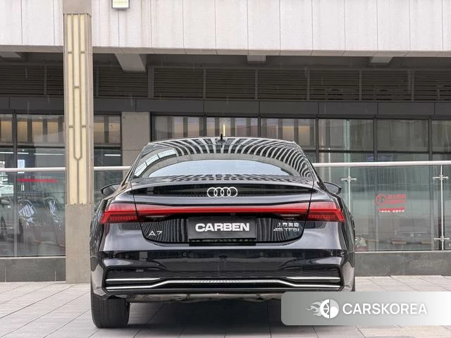 Audi A7L id 4274135 из Китая 11