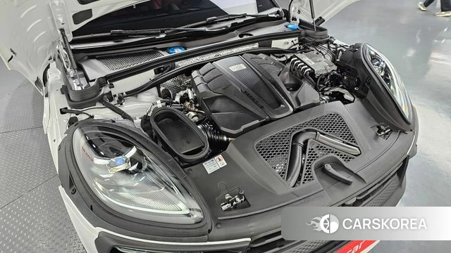 Porsche Macan id 4469323 из Кореи 31