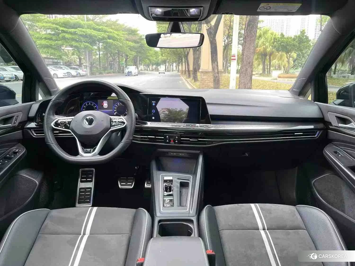 Volkswagen Golf 2023 Черный из Китая, фото 6