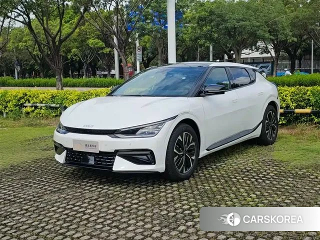 Kia EV6 2025 Белый из Китая, фото 6