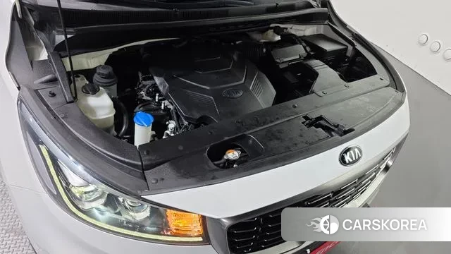 Kia The New Carnival id 3039411 из Кореи 16