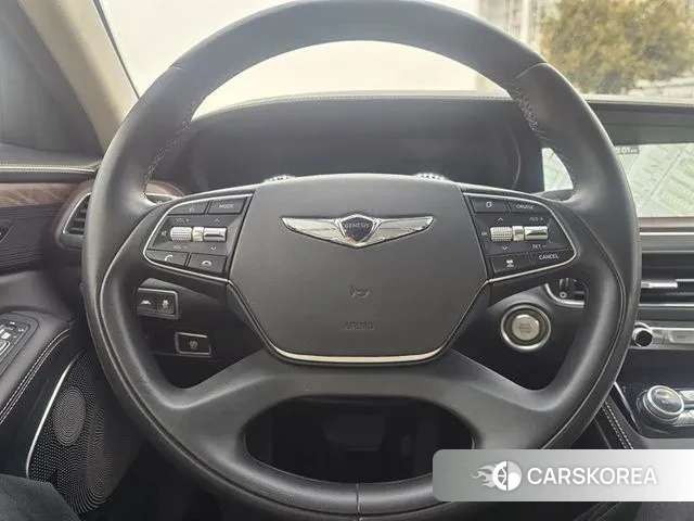 Genesis G90 id 3645954 из Кореи 16