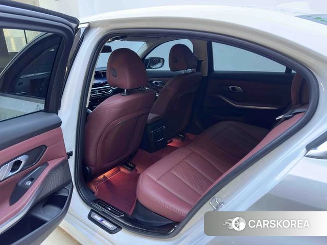 BMW 3 series id 4393963 из Китая 19