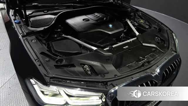 BMW 5 Series (G30) id 3832227 из Кореи 16