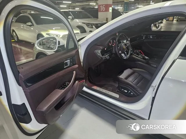Porsche Panamera (971) id 2976538 из Кореи 8