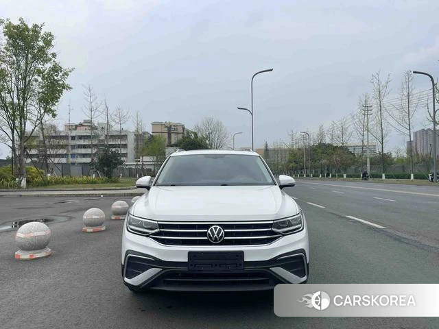 Volkswagen Tiguan L 2023 Белый из Китая, фото 6