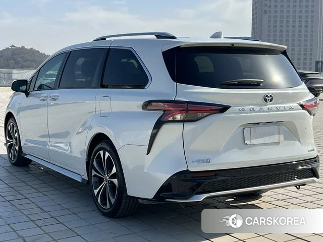 Toyota Grevia id 4277934 из Китая 7