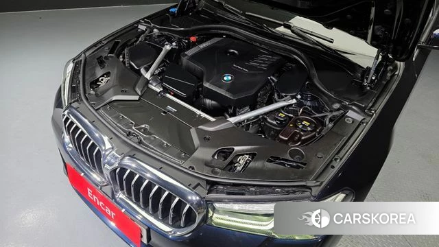 BMW 5 Series (G30) id 3839510 из Кореи 16