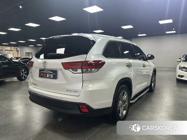 Toyota Highlander 2021 Белый из Китая, фото 6