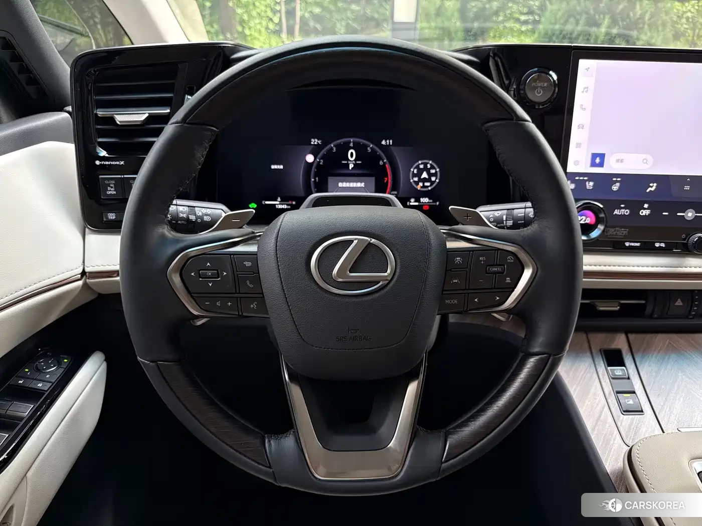 Lexus LM id 4686054 из Китая 11