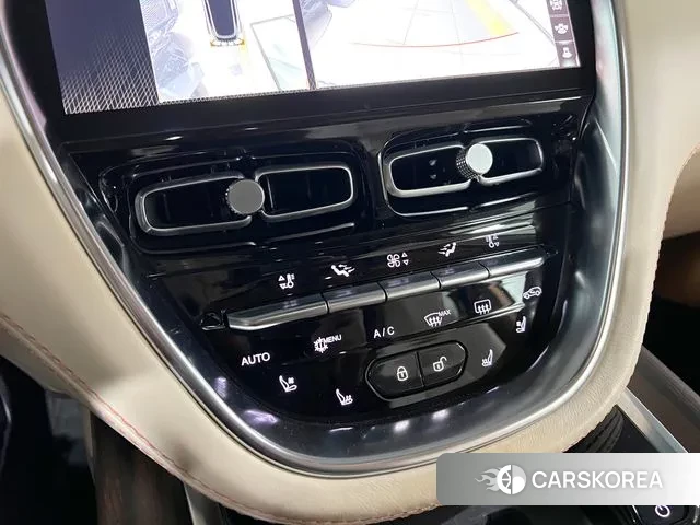 Aston Martin DBX id 3722564 из Кореи 14