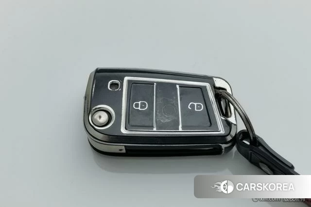 Volkswagen Sagitar id 4329100 из Китая 20