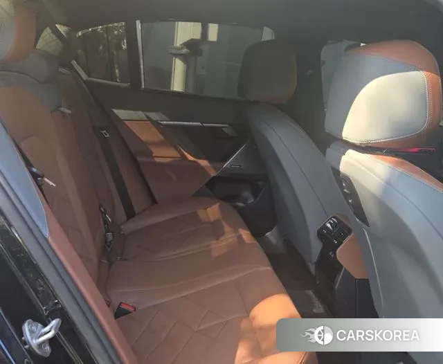 BMW i5 (G60) 2023 Черный из Кореи, фото 6