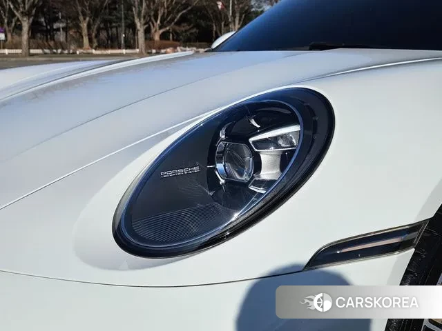 Porsche 911(992) id 3556647 из Кореи 16