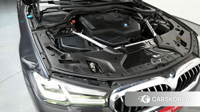 BMW 5 Series (G30) id 3828023 из Кореи 16