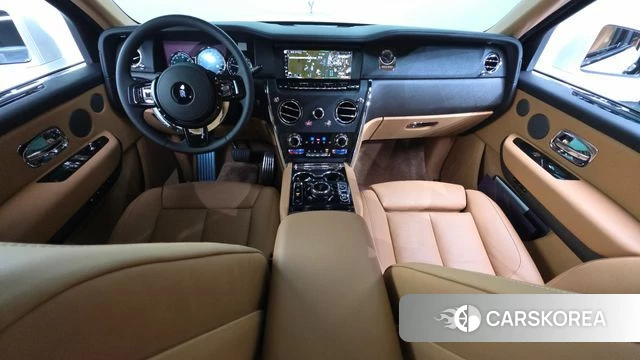 Rolls-Royce Cullinan id 3877282 из Кореи 16