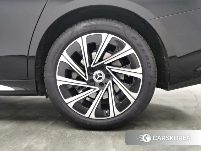 Mercedes-Benz E-class id 4348343 из Китая 16