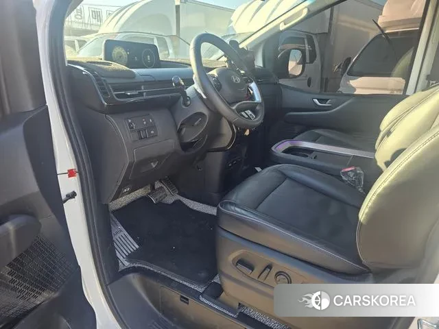 Hyundai Staria id 3619828 из Кореи 7