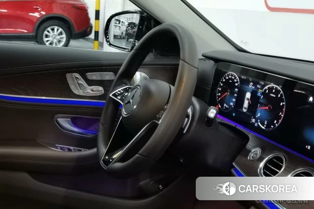 Mercedes-Benz E-class id 4297876 из Китая 20