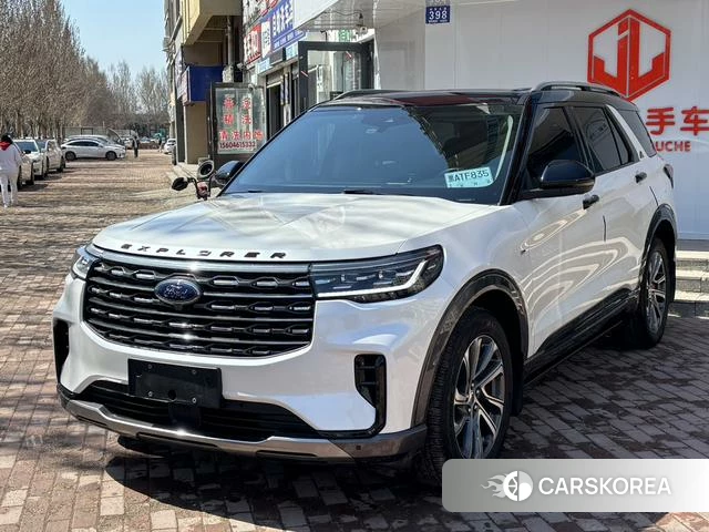 Ford Explorer 2023 Белый из Китая, фото 6