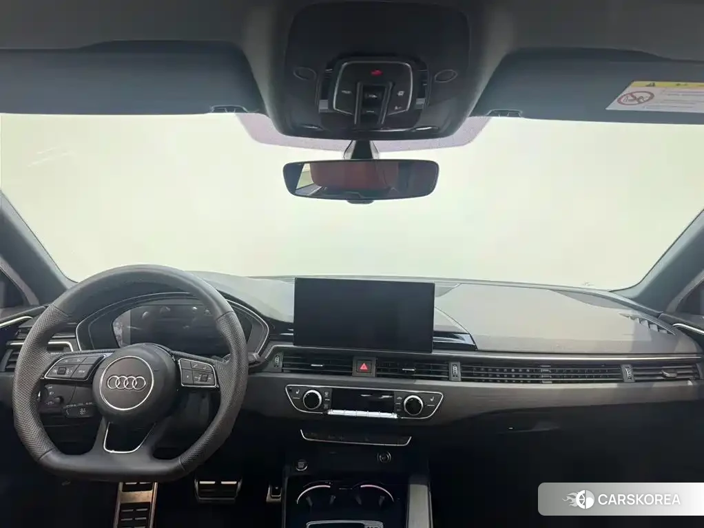 Audi A4L id 4601799 из Китая 17