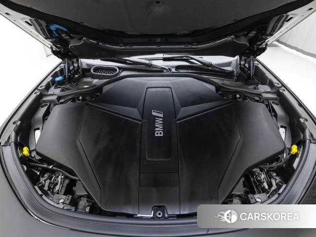 BMW i7 (G70) id 4778629 из Кореи 16