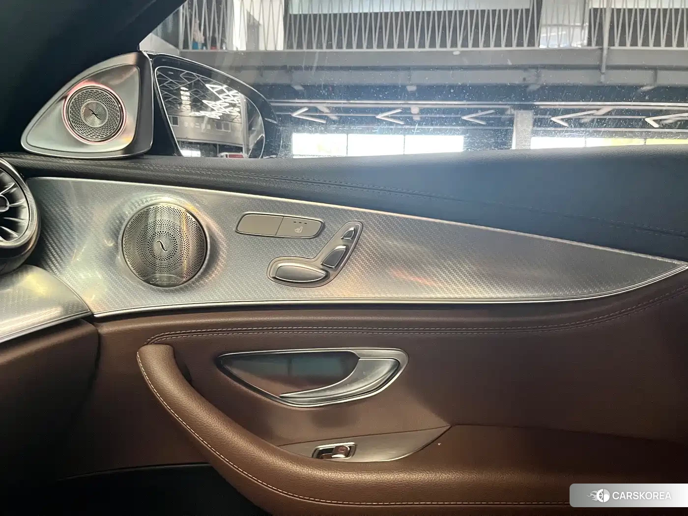 Mercedes-Benz E-Class id 4622557 из Китая 11