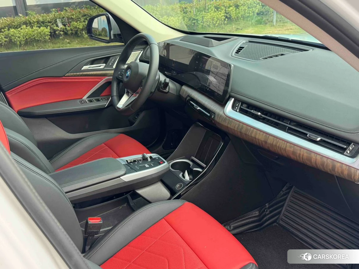 BMW iX1 id 4467524 из Китая 11