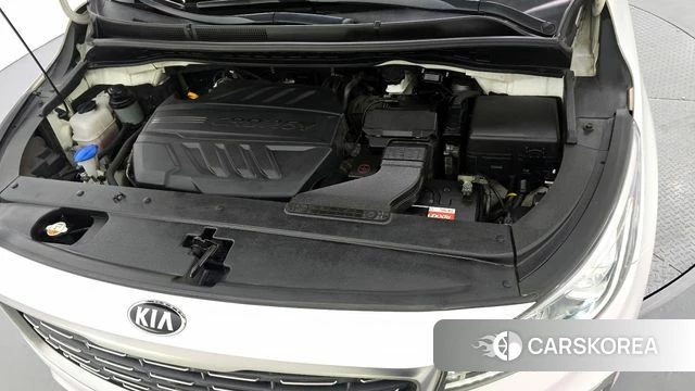 Kia The New Carnival id 4233136 из Кореи 16