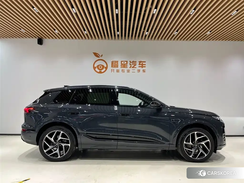 Audi Q6L e-tron id 4576879 из Китая 12