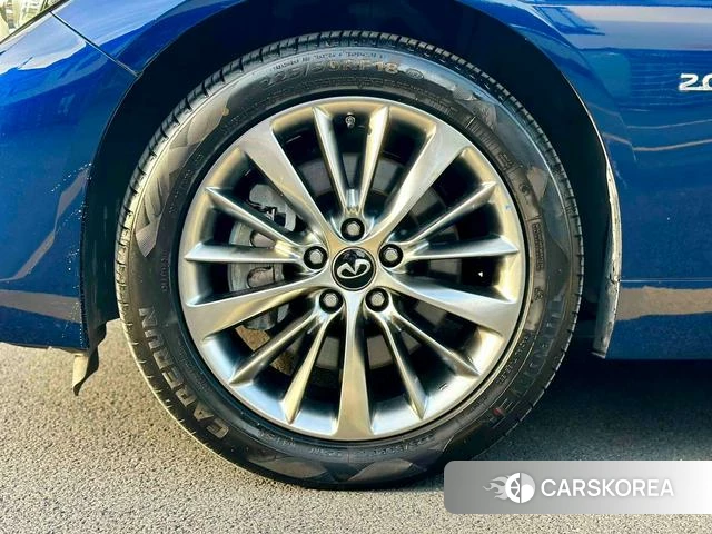 Infiniti Q50L id 4221833 из Китая 17