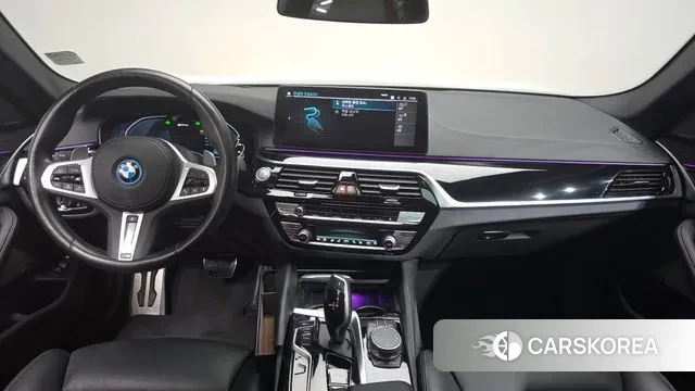 BMW 5 Series (G30) id 3432391 из Кореи 16