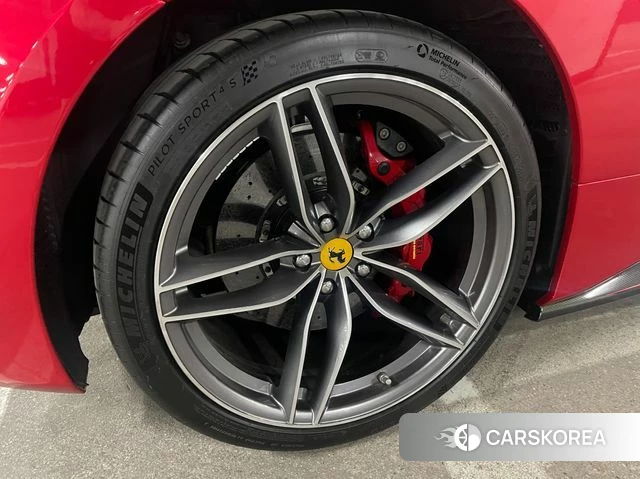Ferrari 488 Spider id 4496818 из Кореи 7