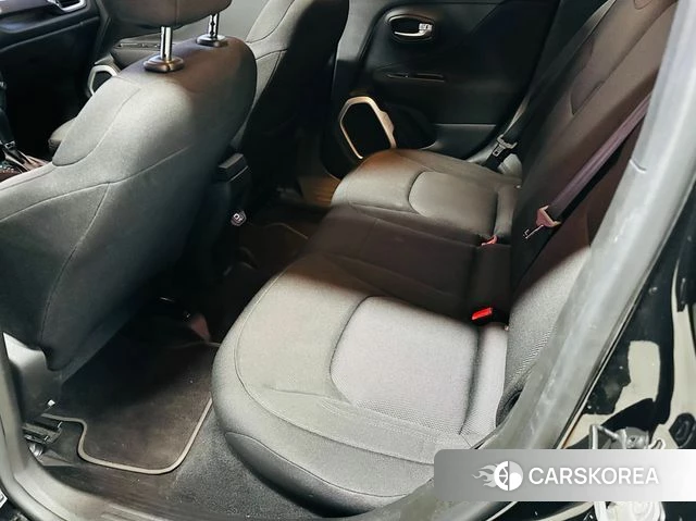 Jeep Renegade id 4203828 из Кореи 16