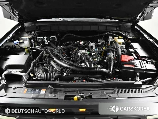 Ford Bronco 6th Generation 2023 Черный из Кореи, фото 6