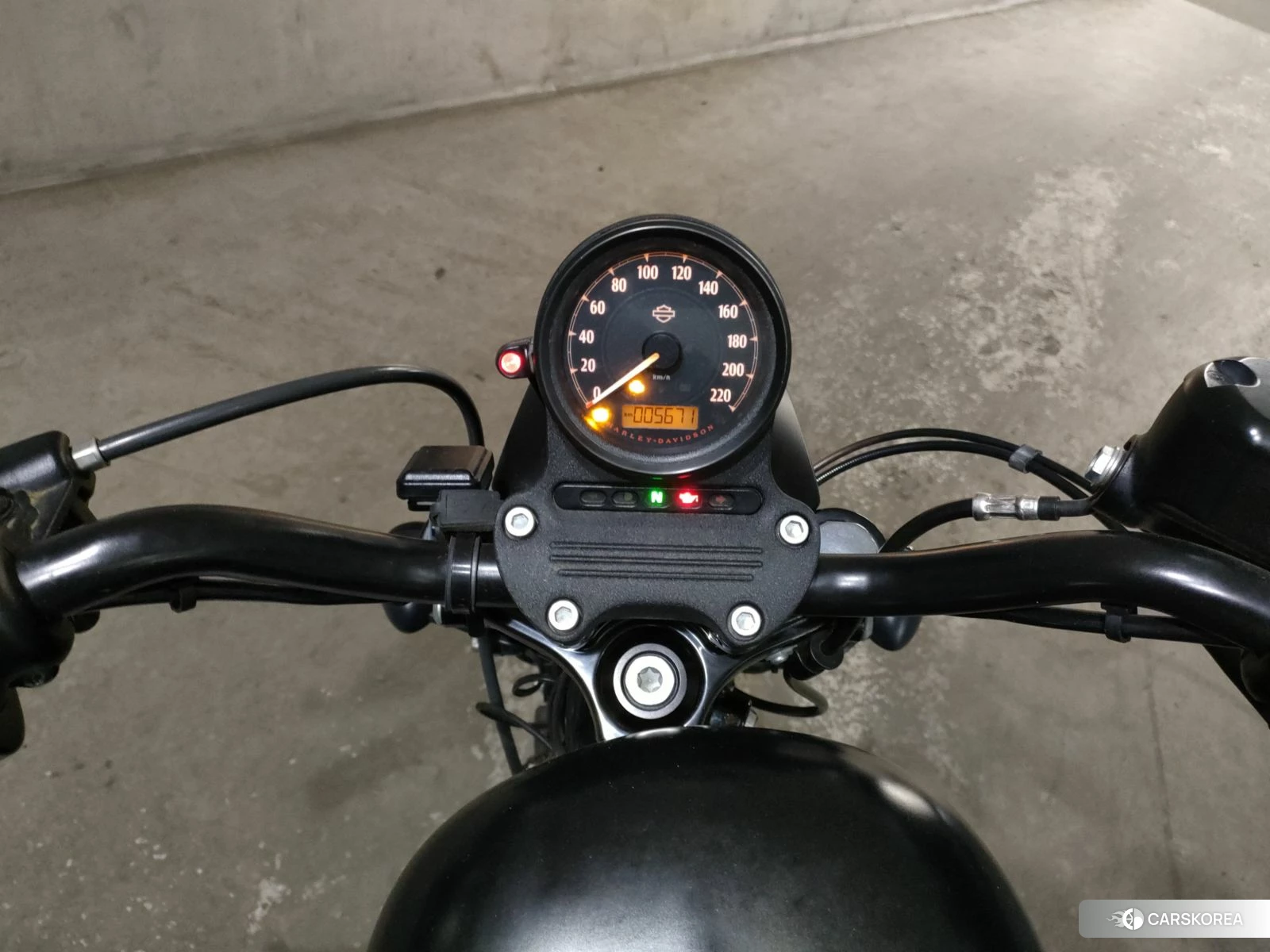 Harley-Davidson Sportster XL883N id 4190612 из Японии 6