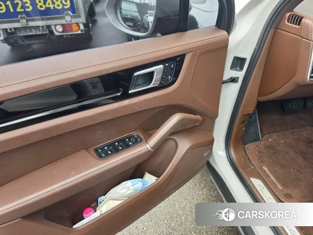 Porsche Cayenne (PO536) id 3922818 из Кореи 13