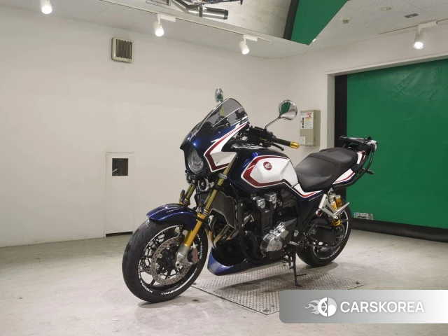 Проданный Honda CB1300SF SP 2022 из Японии, фото 4