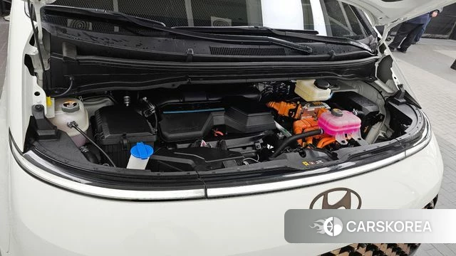 Hyundai Staria id 3909519 из Кореи 16