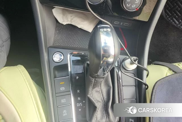 Volkswagen Bora id 4271354 из Китая 13
